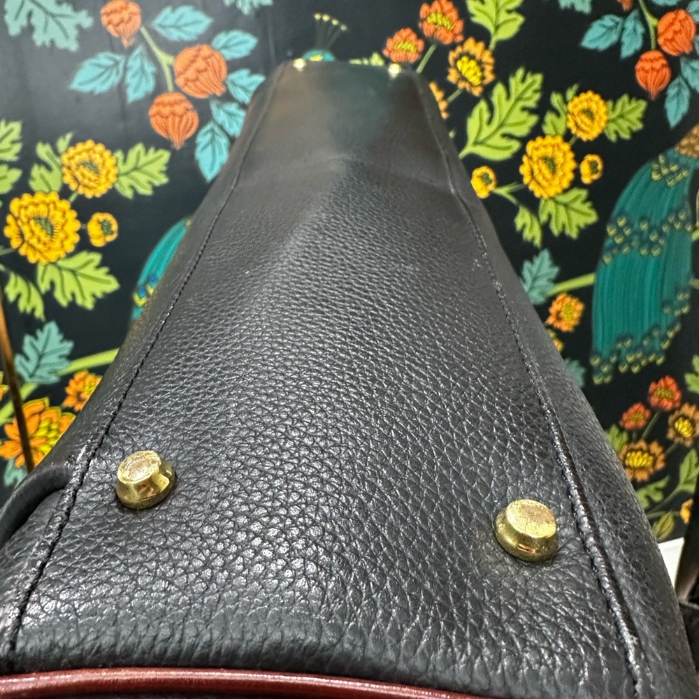 Sold live! Vintage Bally Black Pebbled Leather Large Zippered Tote with Dust Bag - Picture 10 of 15
